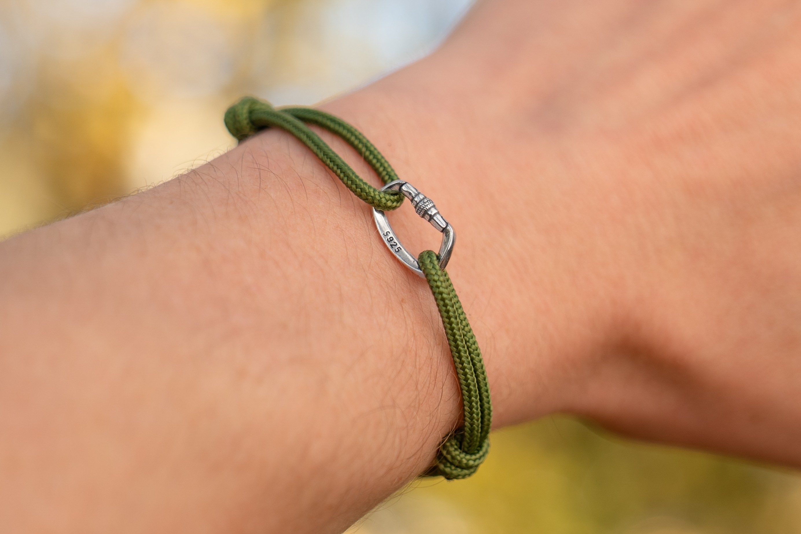 Mountaino Horolezecký náramek s karabinou Mountaino (3)